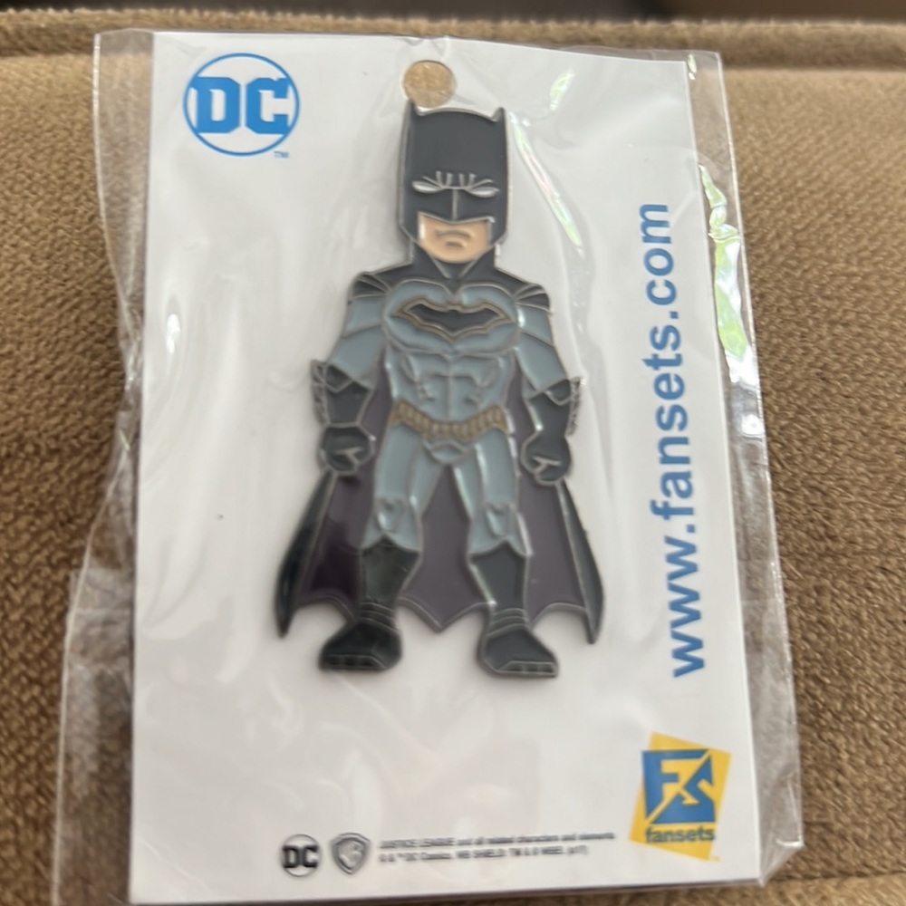 Batman pin